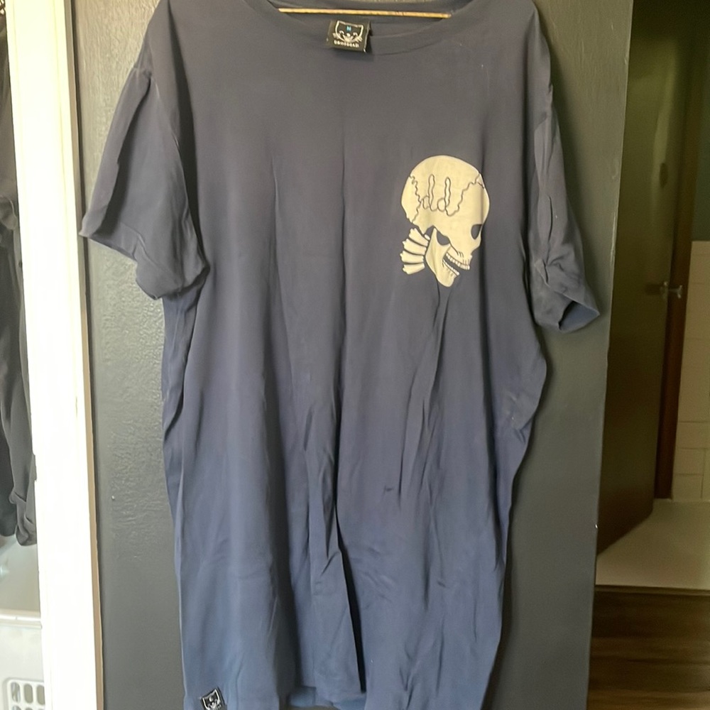 Mens dropdead medium tshirt!!!!!